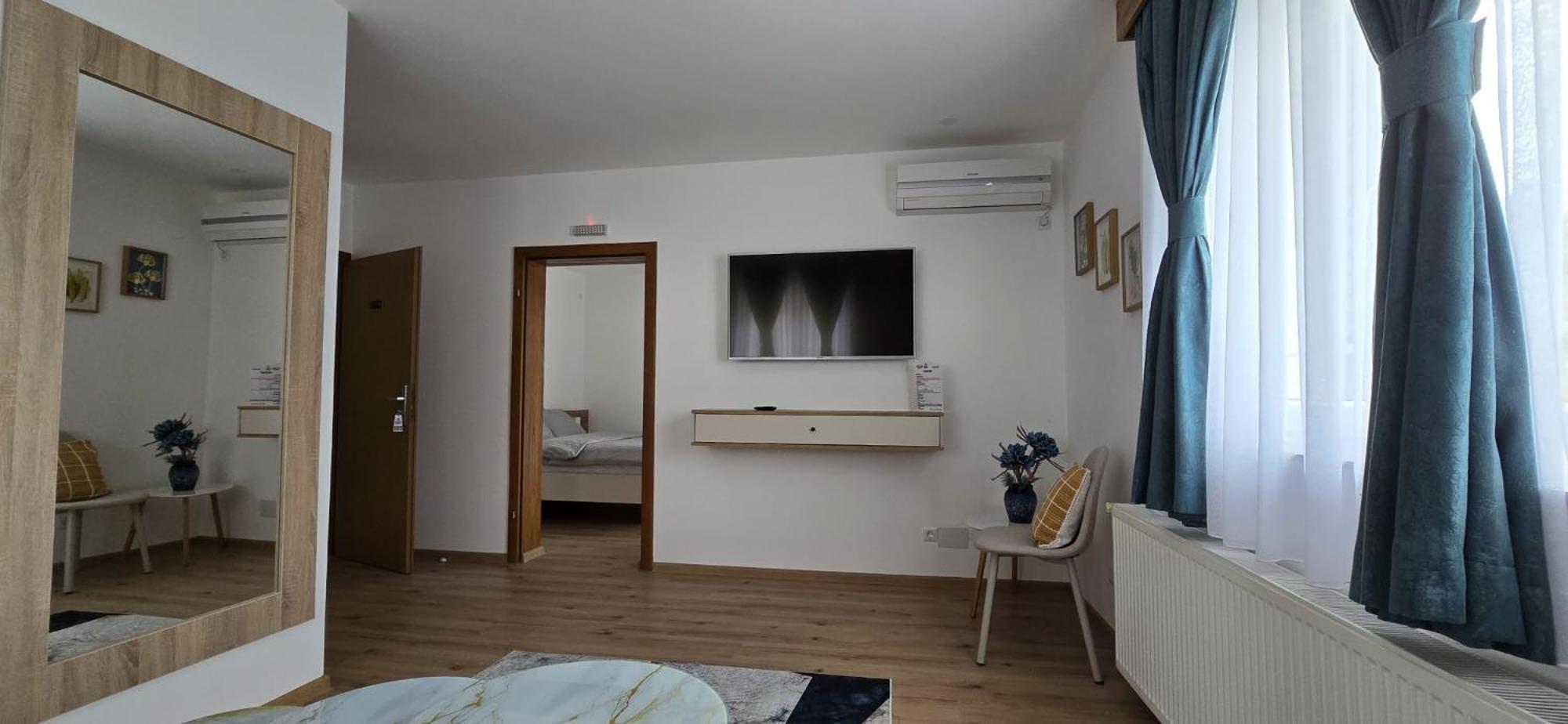 Motel "Kula" Cazin Esterno foto