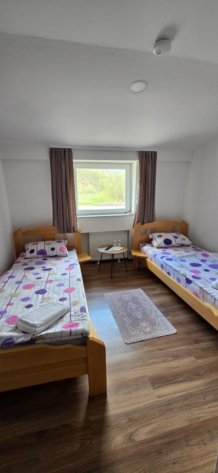 Motel "Kula" Cazin Esterno foto