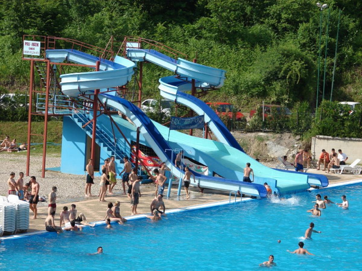 Motel "Kula" Cazin Esterno foto